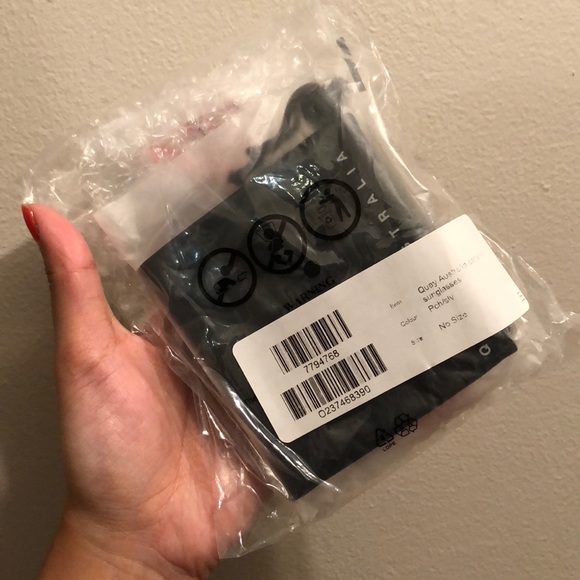 Make an Offer • Quay Australia • Stray Cat - Picture 8 of 8